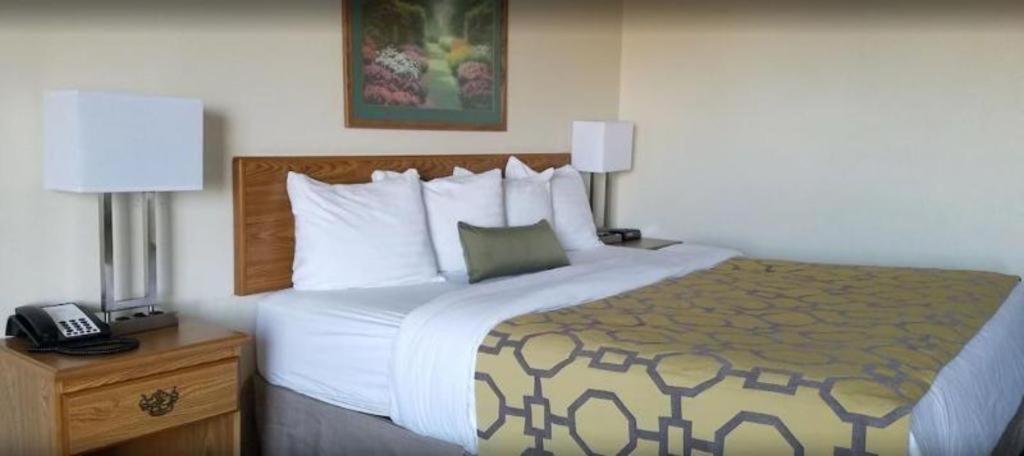 Days Inn By Wyndham Hemet Exterior foto
