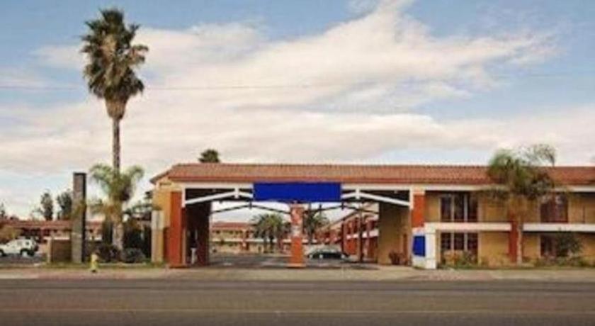 Days Inn By Wyndham Hemet Exterior foto